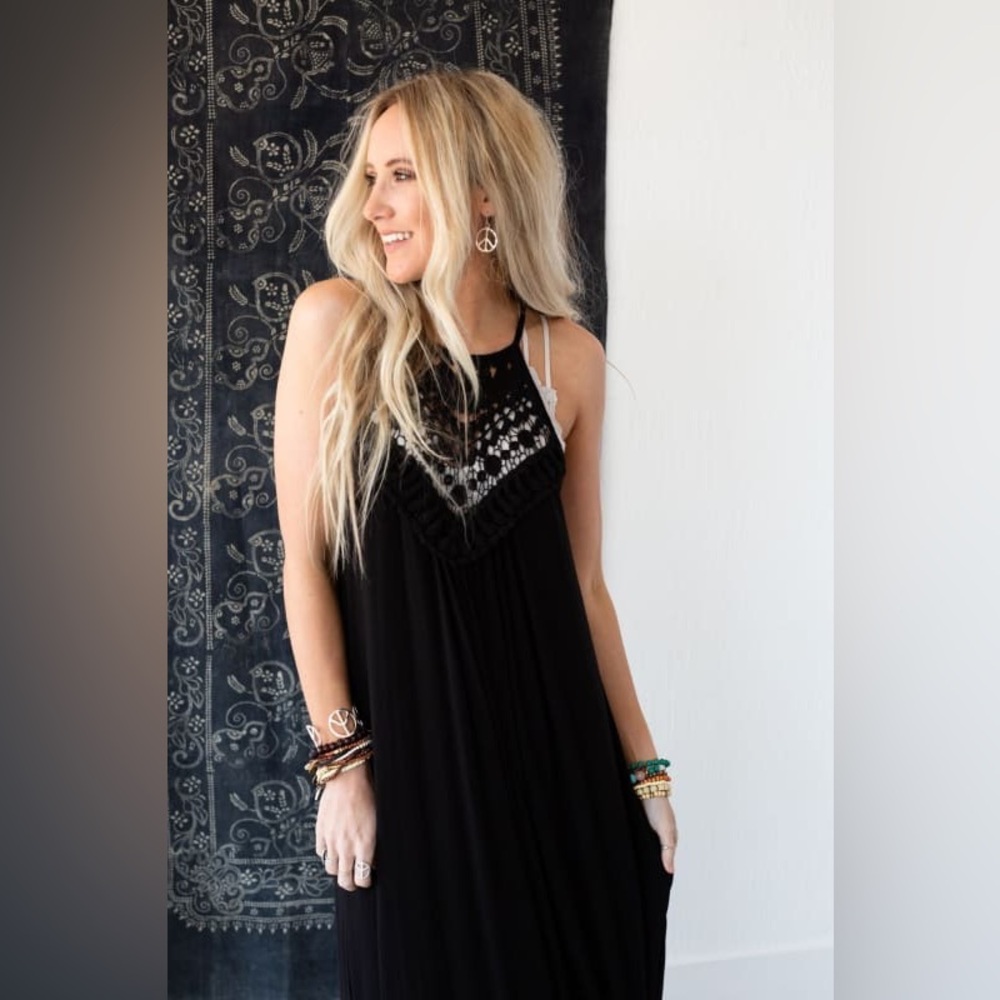 Three Bird Nest Cecily Boho High Crochet Neck Maxi Dress Black New Nwt